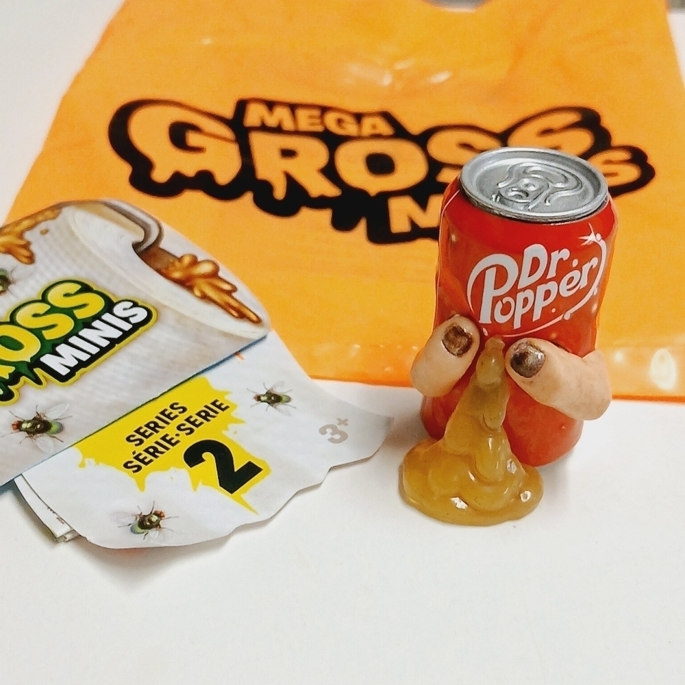 Zuru Mega Gross Minis Series 2 Dr. Popper